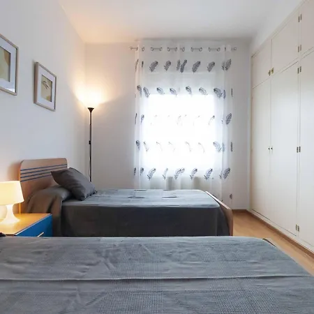 Apartment In With Swimming Pool Roses